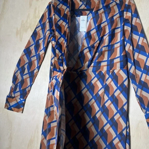 Banana Republic Long Sleeve Dress Satin Wrap Mini Dress Size 6 NWT - Picture 15 of 15